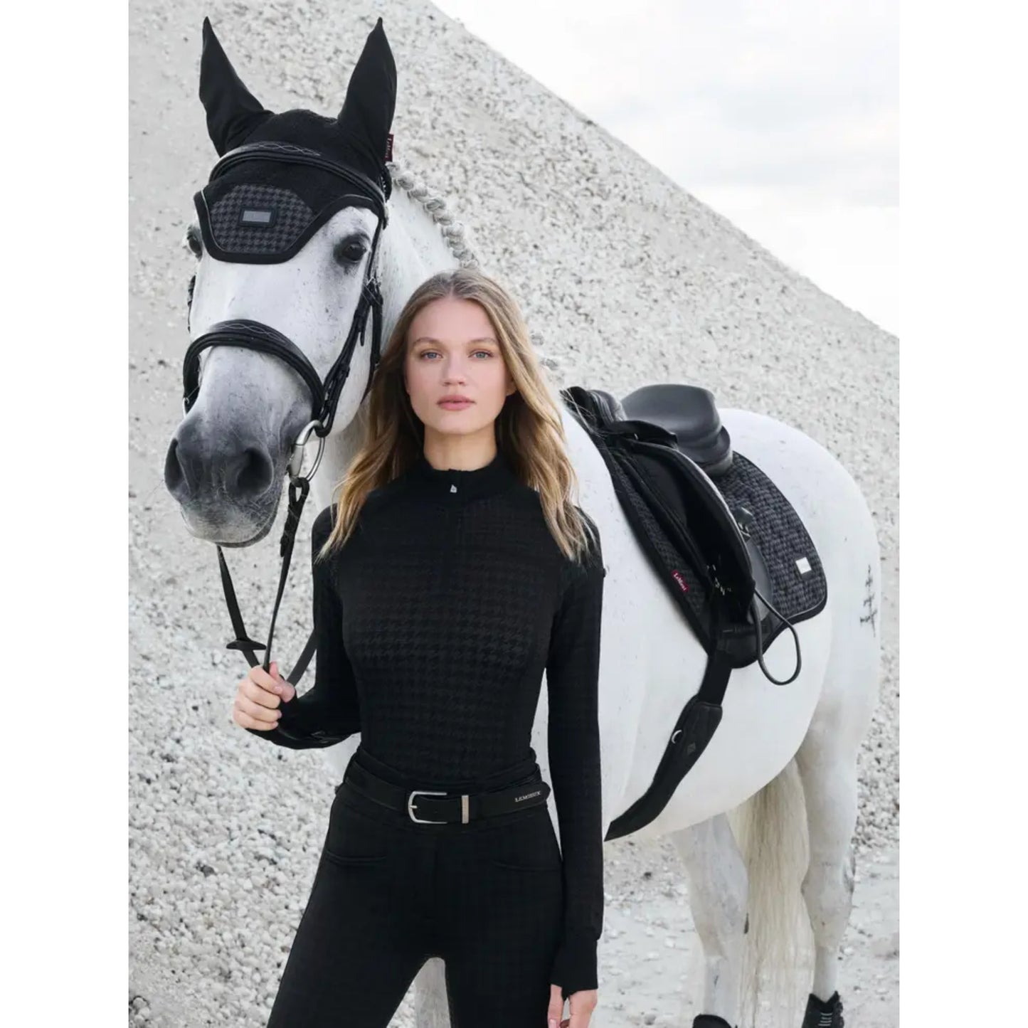 Aspen Houndstooth Quarter Zip Top