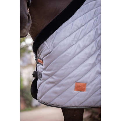 Diagonal Stable Rug 200g