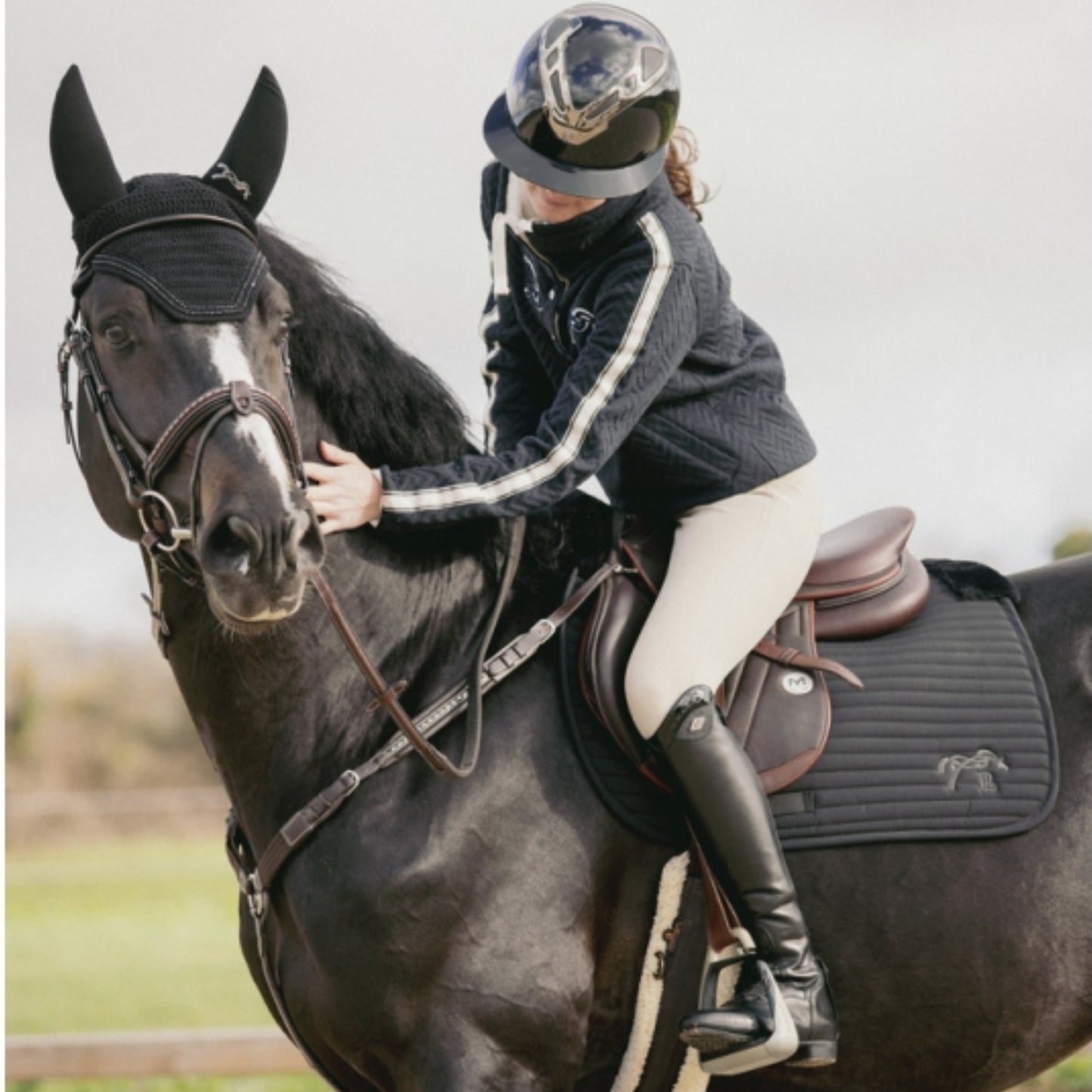 Lyona Saddle Pad