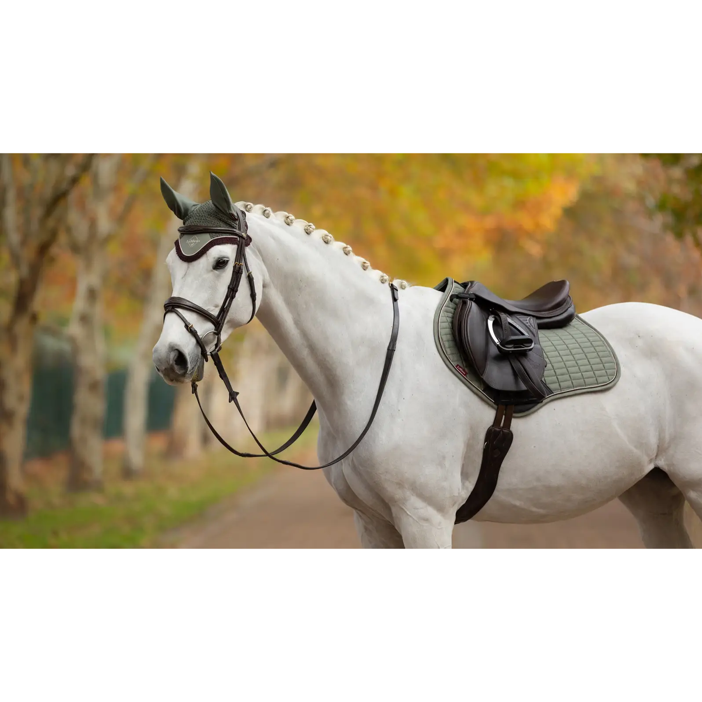 Suede Close Contact Square